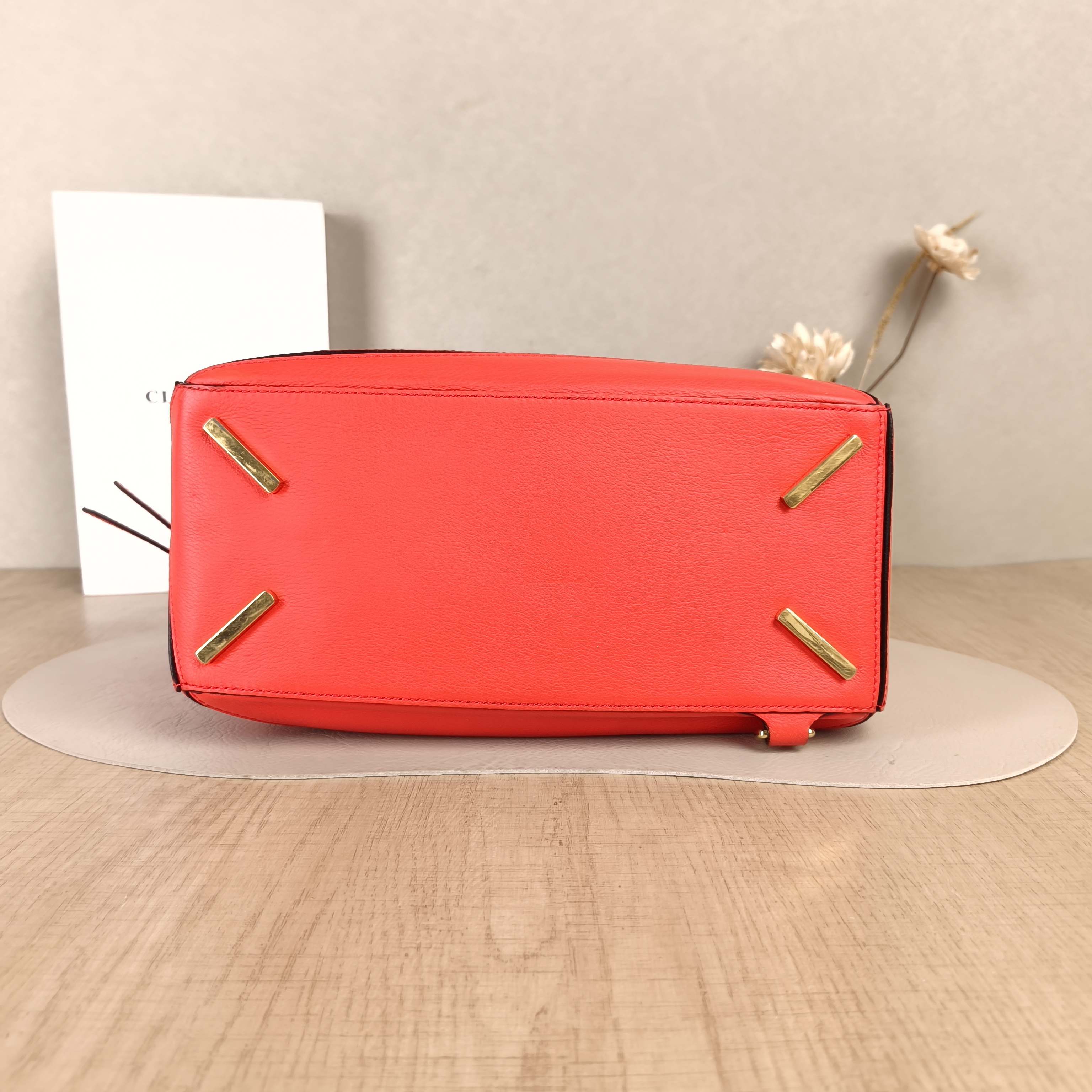LOEWE Crossbody Bag Puzzle Red Calfskin Medium29 × 14 × 19.5 cm — cover view 3 of 5