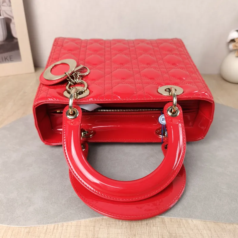 DIOR Top Handle Bag Lady Lady Dior Bag Red Patent Leather Medium 24 × 12 × 21 cm — detail view 2 of 12