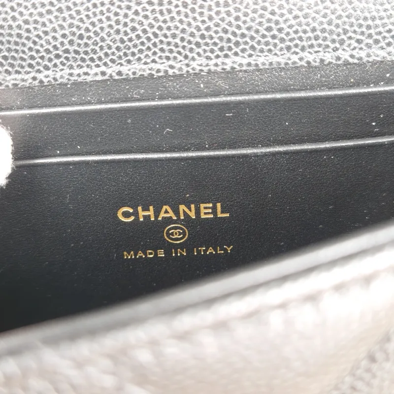 Chanel Crossbody Bag kelly Black Grained Calfskin One Size18 × 4.5 × 10 cm — detail view 10 of 15