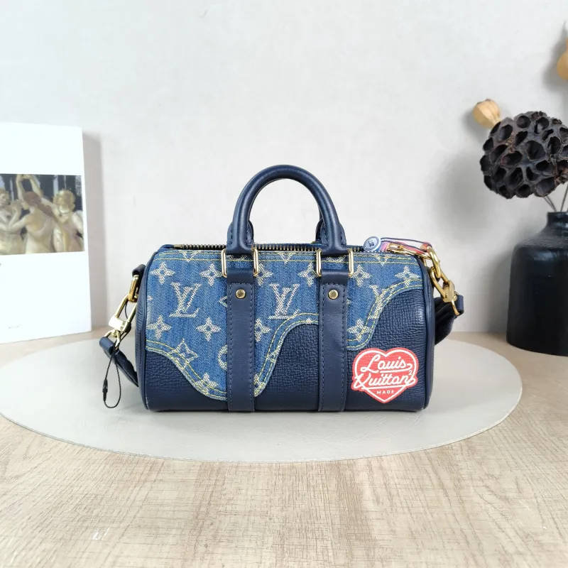 Louis Vuitton Crossbody Bag Keepall XS Nigo · Calfskinmini21 × 9 × 12 cm