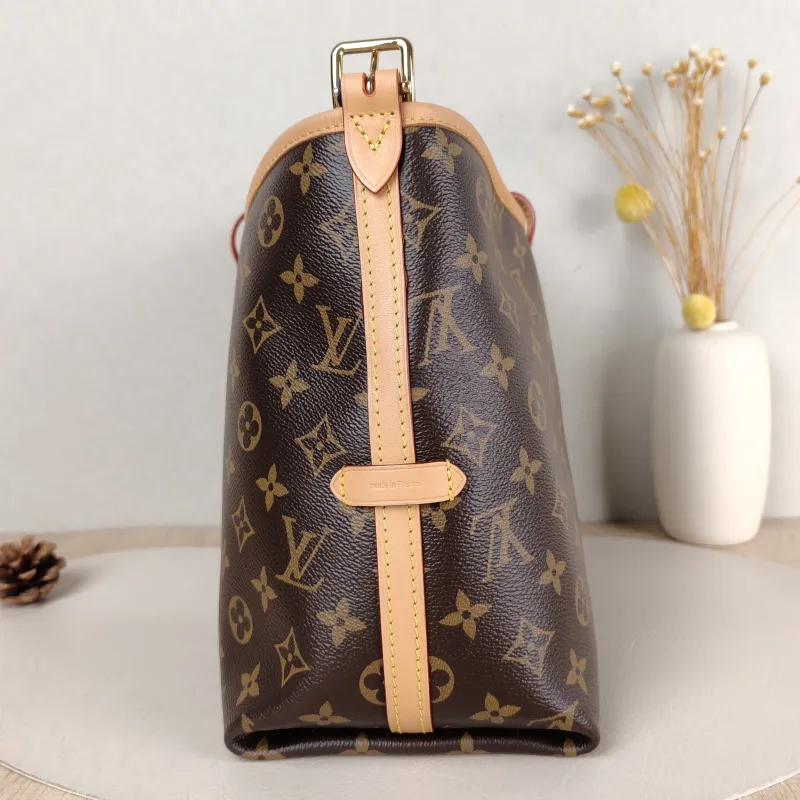 Louis Vuitton Crossbody Bag Carryall Monogram PVC Small 29 × 12 × 24 cm — detail view 3 of 11