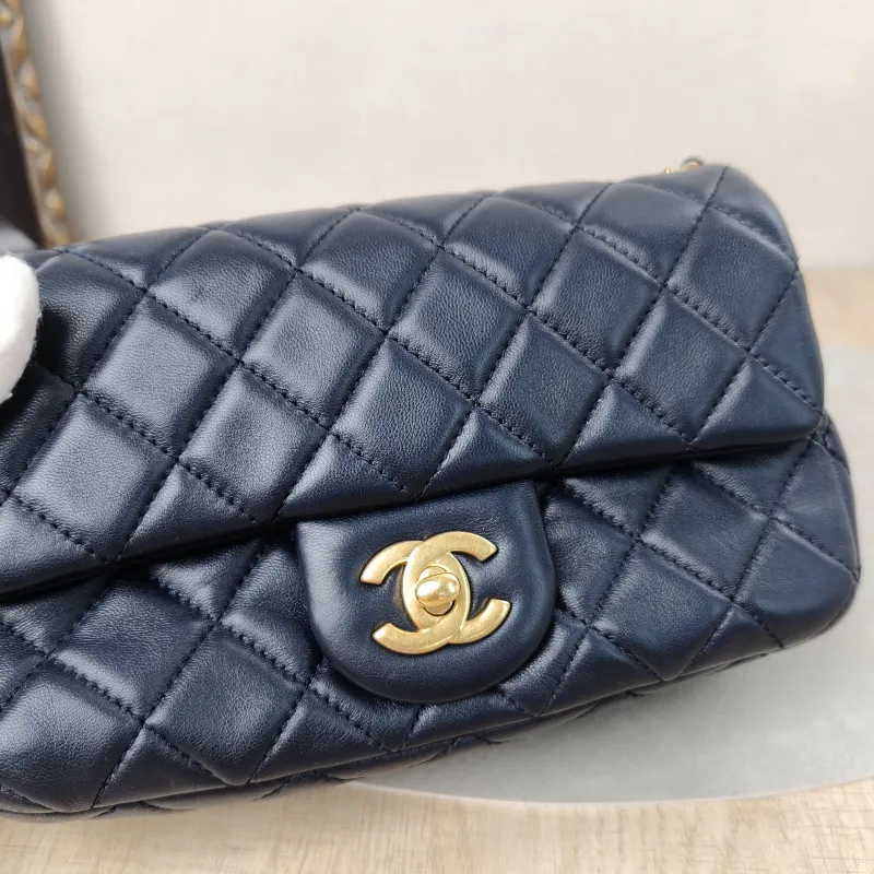 Chanel Crossbody Bag Classic Flap Large Mini CF Mini Blue Lambskin mini20 × 6 × 12 cm — detail view 10 of 15
