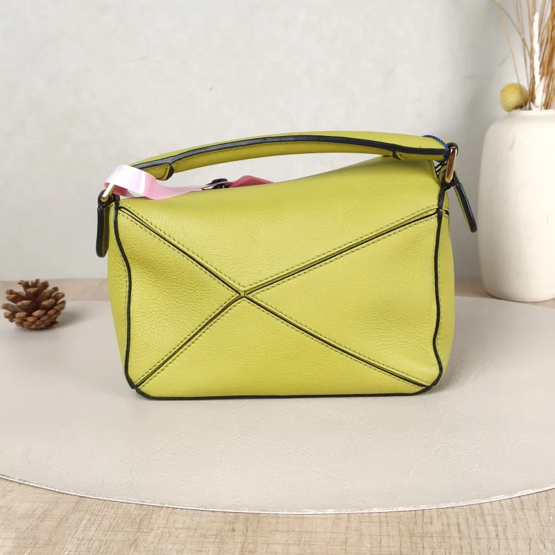 LOEWE Crossbody Bag Puzzle Green Calfskinmini18 × 8 × 12.5 cm — cover view 2 of 5
