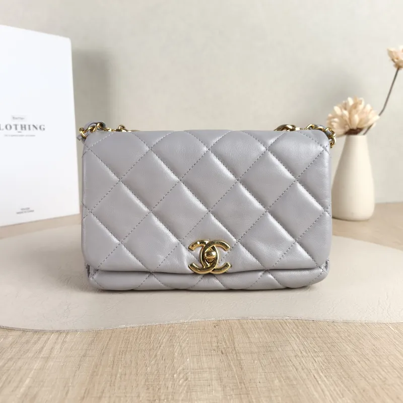 Chanel Crossbody Bag Grey Lambskin One Size 20 × 9 × 13.5 cm