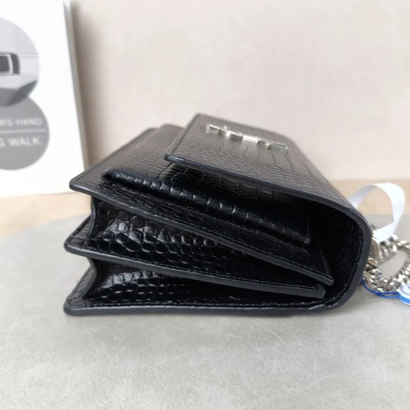 SAINT LAURENT Crossbody Bag SUNSET Black CC alfskin Medium22 × 6.5 × 16 cm Leather Tag — detail view 10 of 16