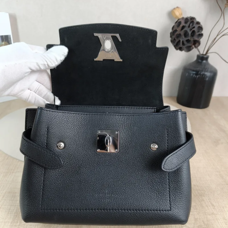 Louis Vuitton Crossbody Bag Lockme Ever Top Handle Bag Black Calfskin Mini 23 × 10 × 17 cm — detail view 8 of 12