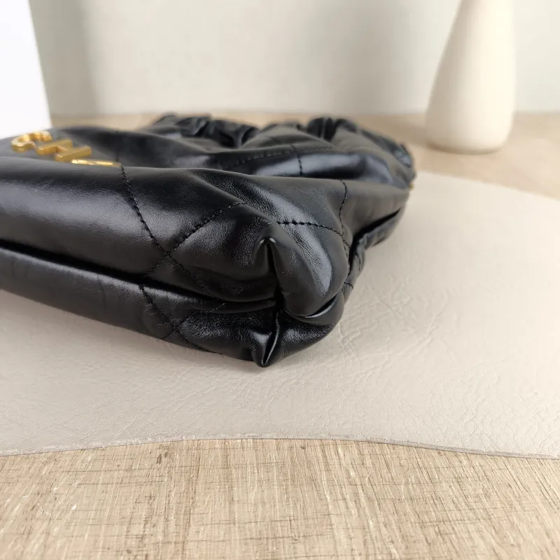 Chanel Shoulder Bag 22Bag Black CC alfskin Mini 20 × 6 × 19 cm — detail view 12 of 12