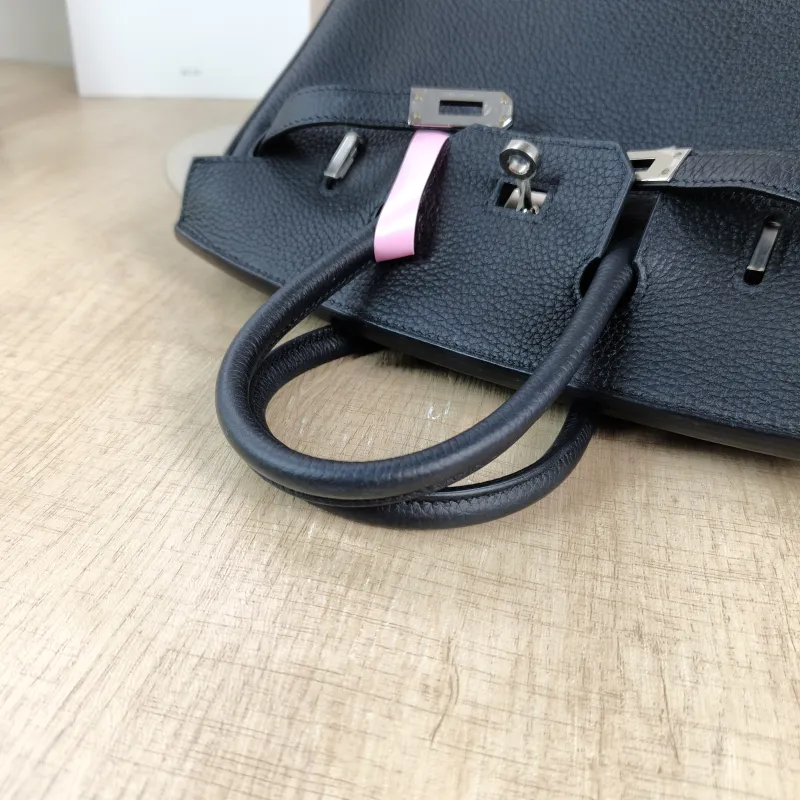 Hermès Top Handle Bag Birkin 25 Silver-Tone Hardware 89Black Silver-Tone Hardware Togo Calfskin Small 25 × 13 × 20 cm G — detail view 3 of 11