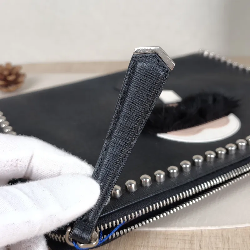 FENDI Clutch Clutch Black One Size30 × 2 × 22 cm — detail view 5 of 10