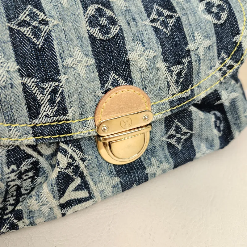 Louis Vuitton Shoulder Bag Vintage Shoulder Bag Blue One Size26 × 5 × 14 cm — detail view 4 of 12