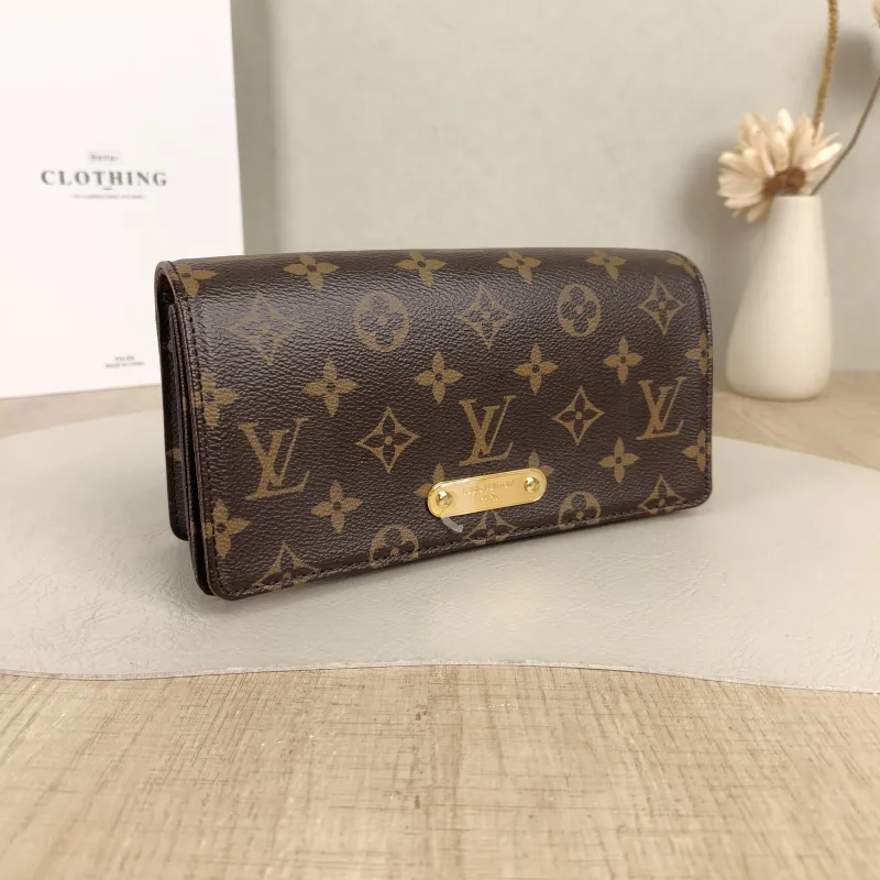 Louis Vuitton Crossbody Bag LILY Chain Bagwoc Monogram PVC21 × 3.5 × 10.5 cm — cover view 6 of 6