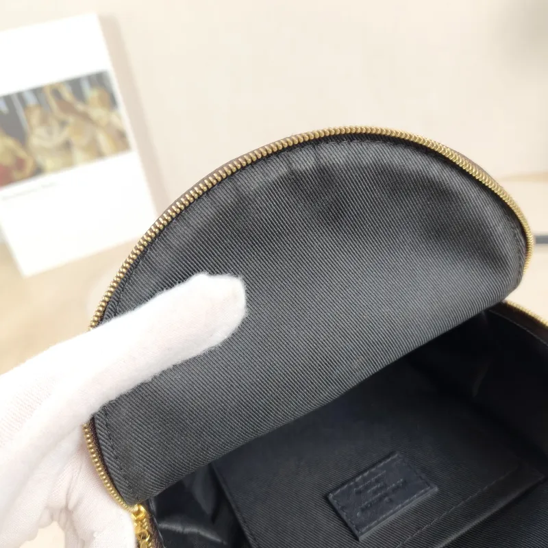 Louis Vuitton Backpack Palm Springs Backpack Monogram PV Cmini17 × 10 × 22 cm — detail view 9 of 10