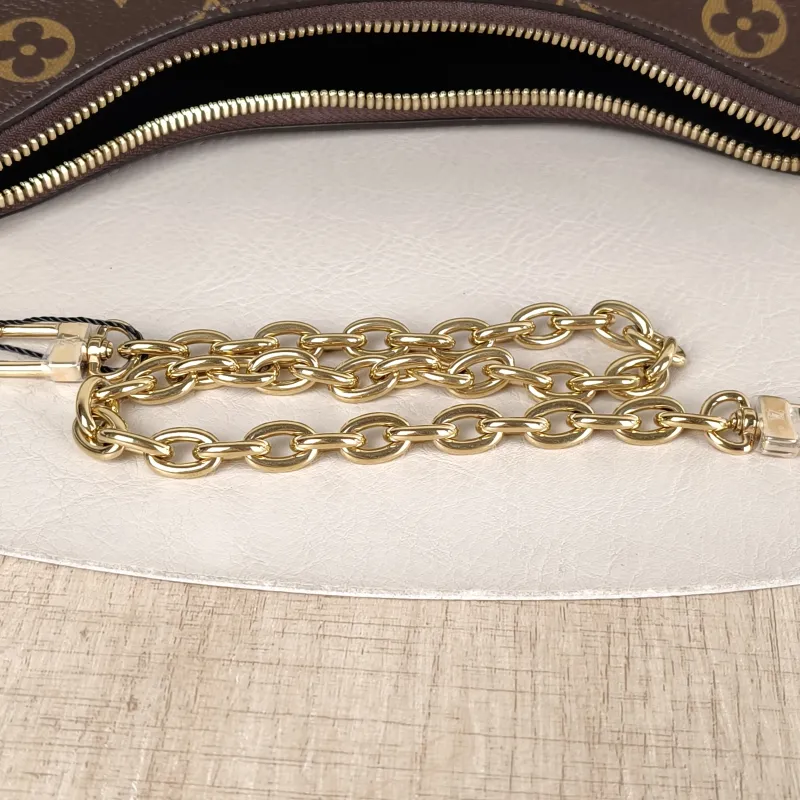 Louis Vuitton Crossbody Bag Boulogne PVC Small 26 × 9.5 × 16 cm — detail view 5 of 10