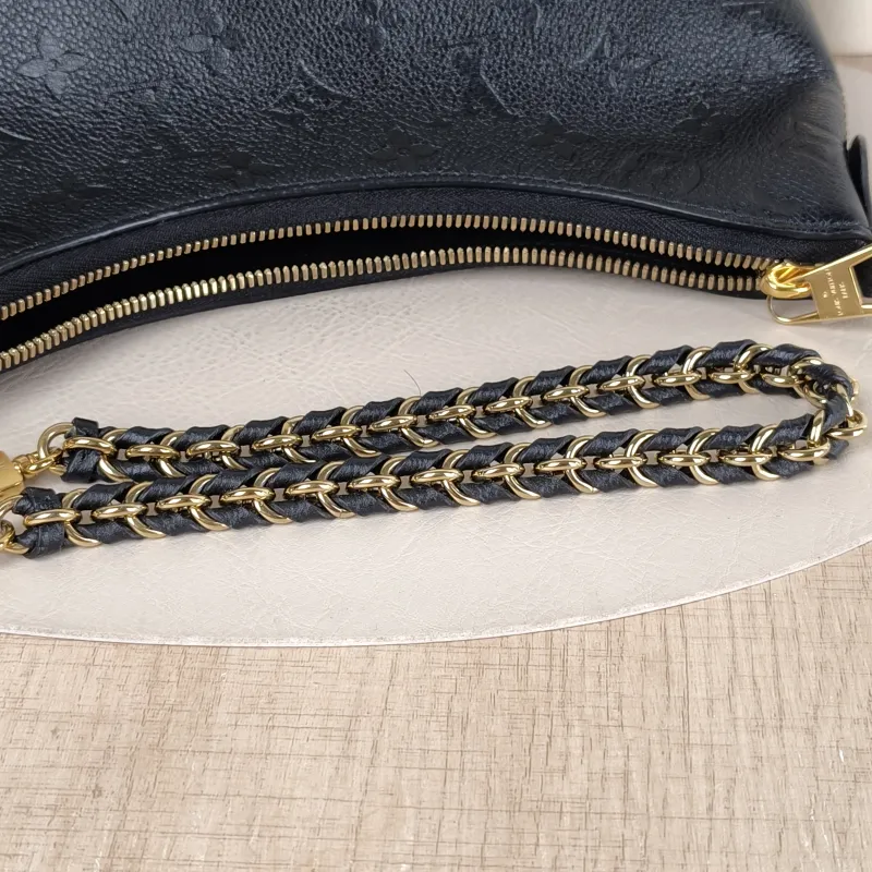 Louis Vuitton Crossbody Bag Boulogne Black Monogram Empreinte Embossed Calfskin Small 26 × 9.5 × 16 cm — detail view 2 of 10