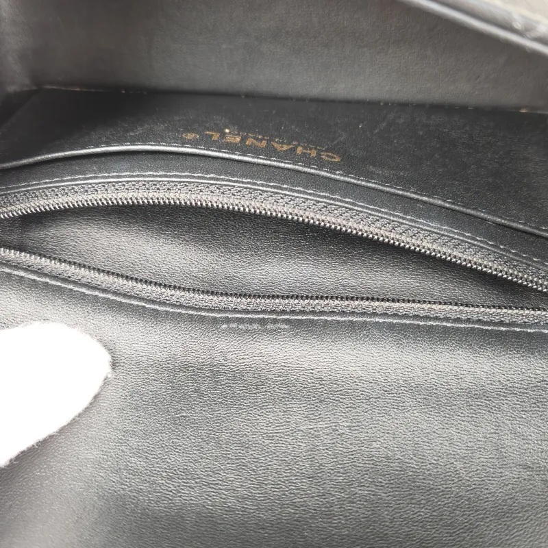 Chanel Crossbody Bag Classic Flap Large Mini CF Mini Black SL ambskin mini 20 × 6 × 12 cm — detail view 9 of 13