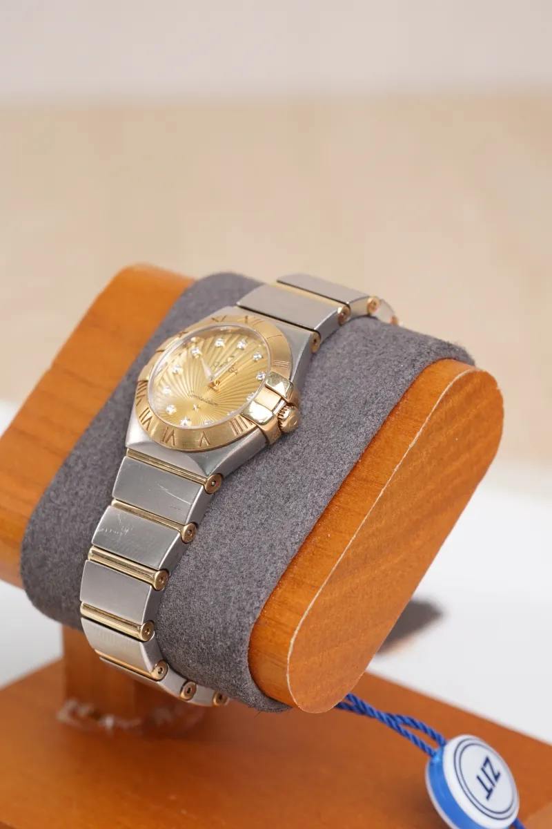 OMEGA Watch Collection Watch Gold One Size25mm — cover view 4 of 7