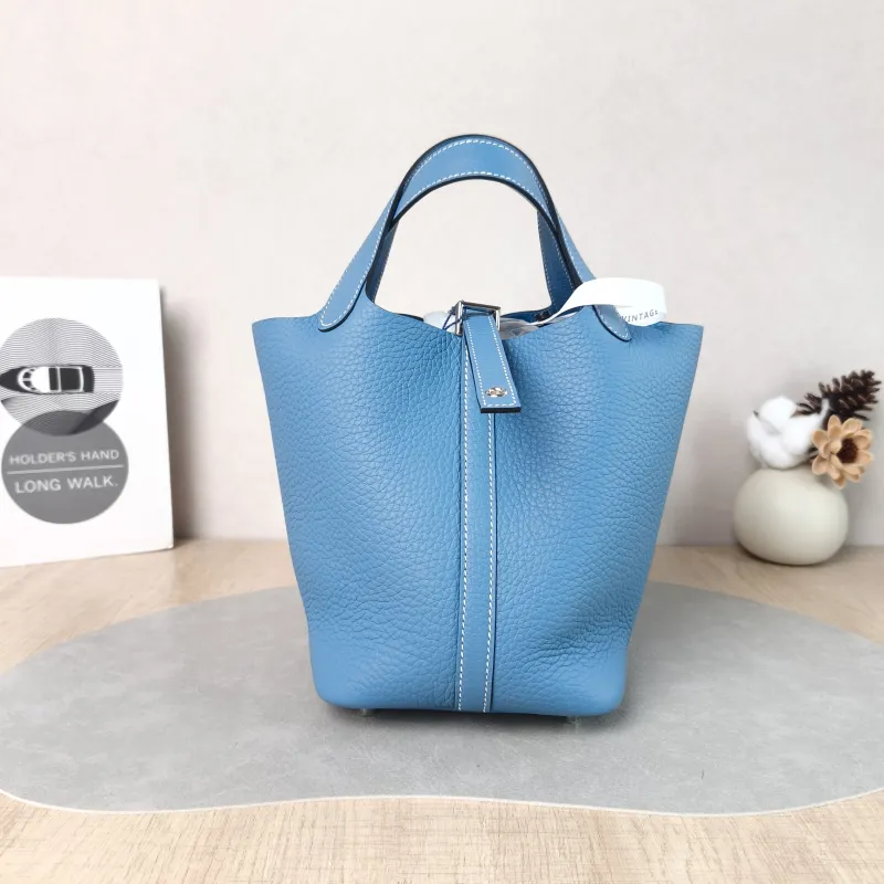 Hermès Top Handle Bag Picotin Lock 18 Taurillon Clemence TC Calfskin Small 18 × 13 × 18 cm K