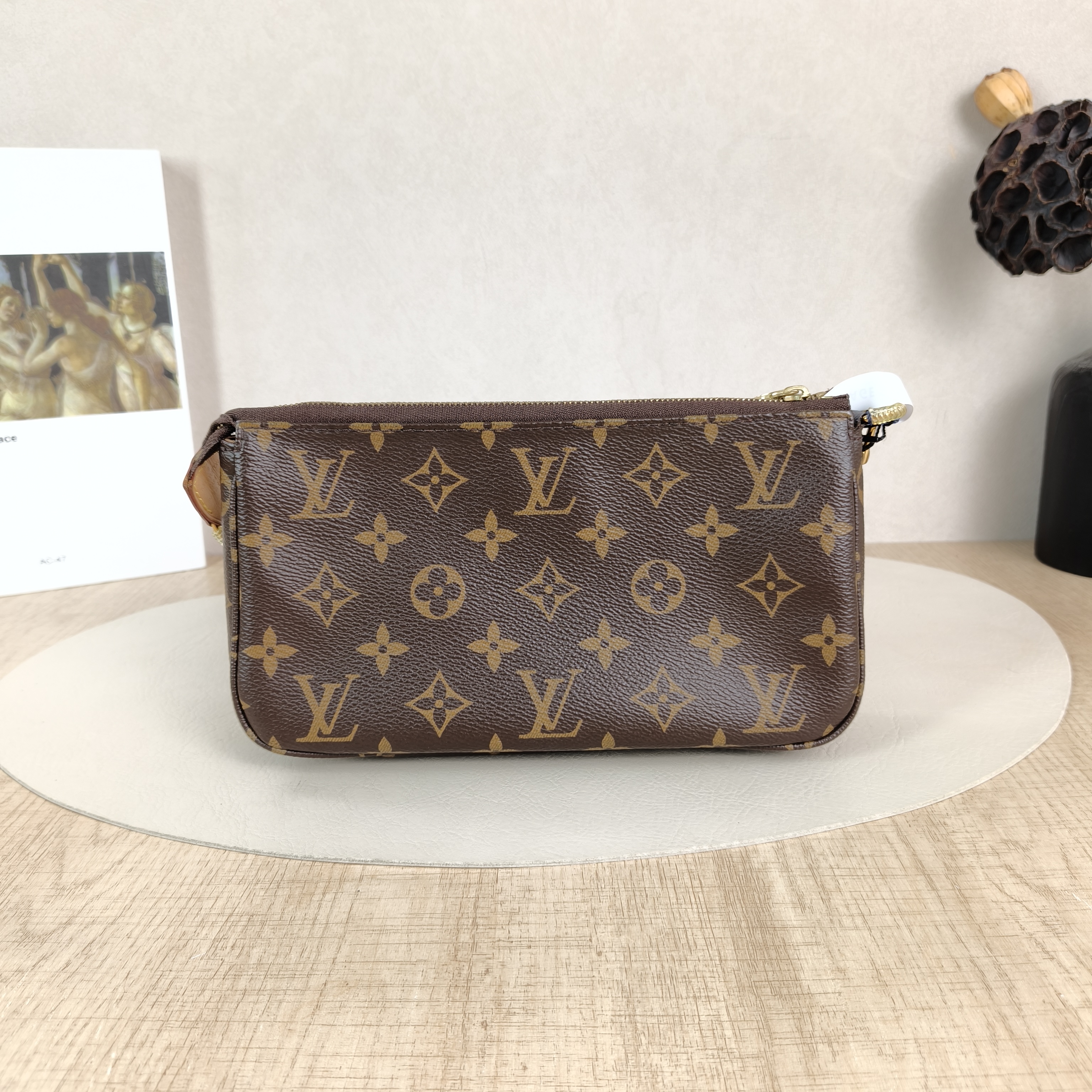 Louis Vuitton Shoulder Bag Pochette Accessoires Monogram PVC One Size22 × 4 × 13 cm — cover view 5 of 5
