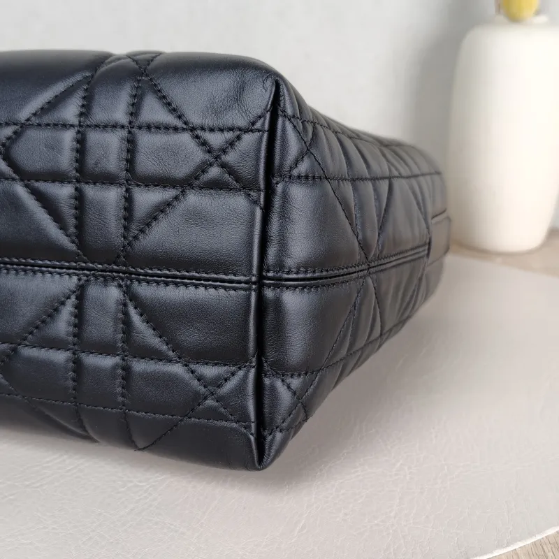 DIOR Shoulder Bag TOUJOURS Edition Black Calfskin Small 18.5 × 12 × 18.5 cm — detail view 5 of 10