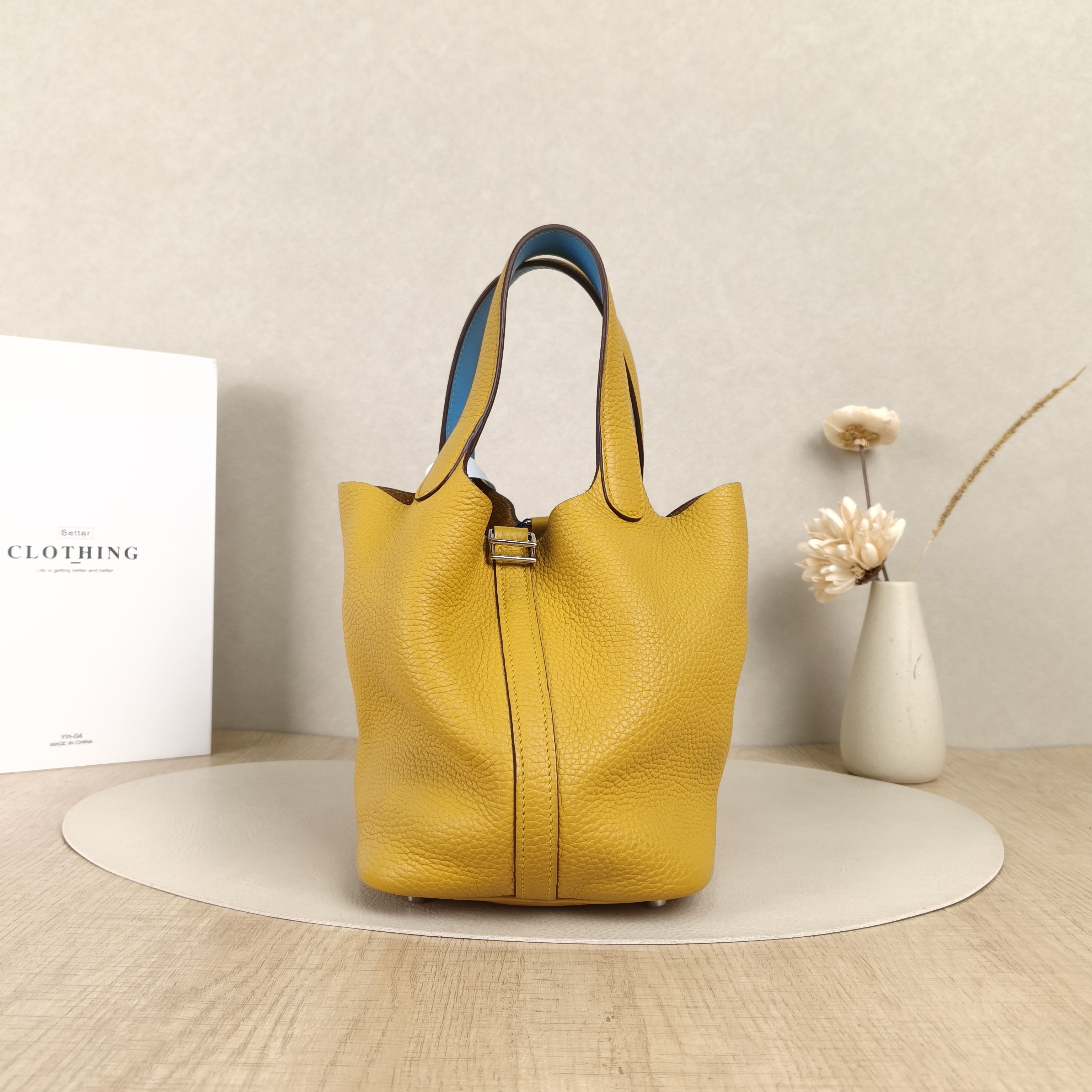 Hermès Top Handle Bag Picotin Lock 18 189D 7N Calfskin Small18 × 13 × 18 cm