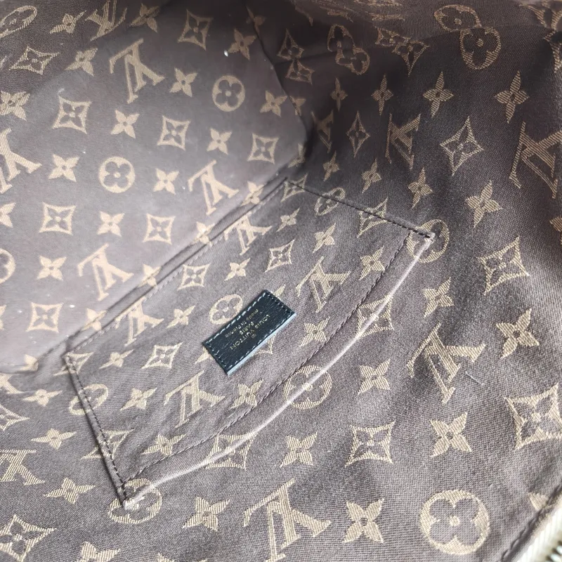 Louis Vuitton Crossbody Bag Cruiser Vanity Case Bag Colorblock Calfskin Small 25 × 13 × 22.5 cm — detail view 9 of 9