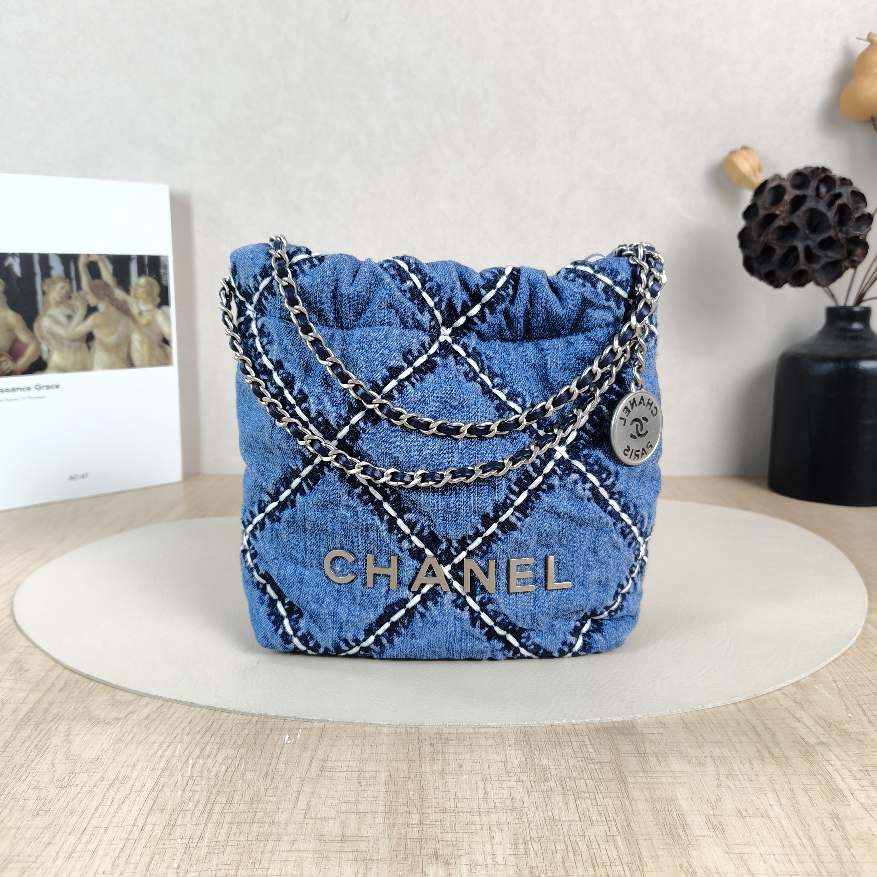 Chanel Shoulder Bag 22bag mini20 × 6 × 19 cm