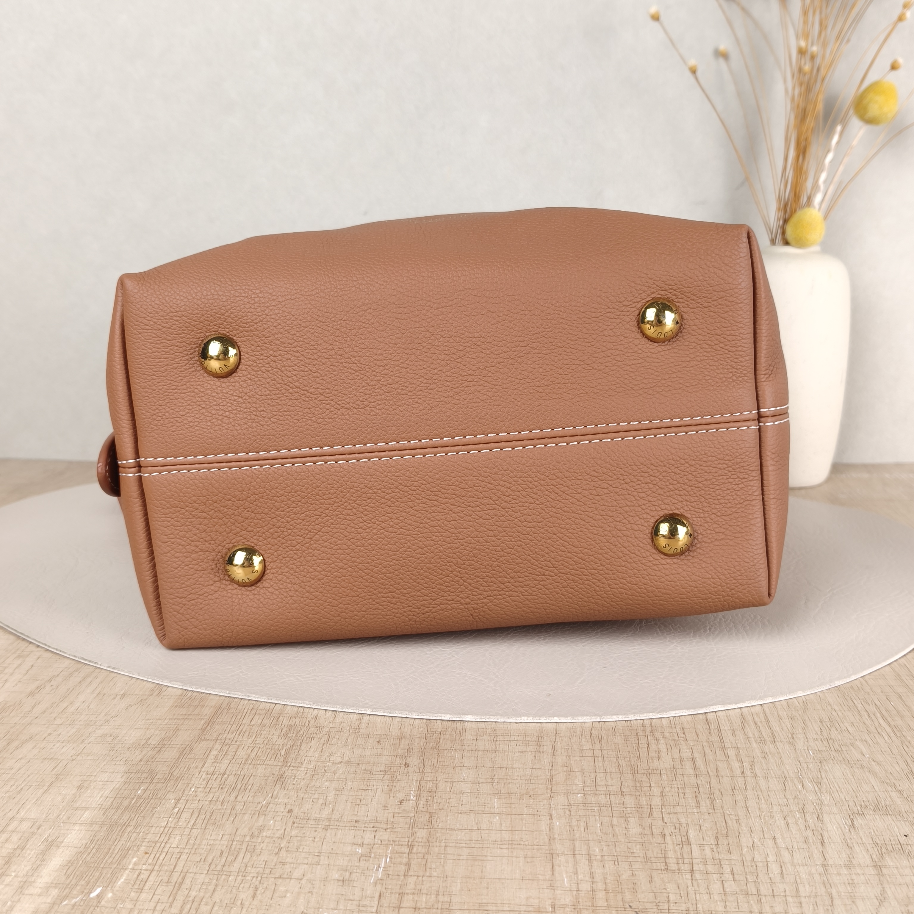 Louis Vuitton Shoulder Bag Low Key Hobo Shoulder Bag Calfskin Small24 × 16 × 28 cm — cover view 2 of 5