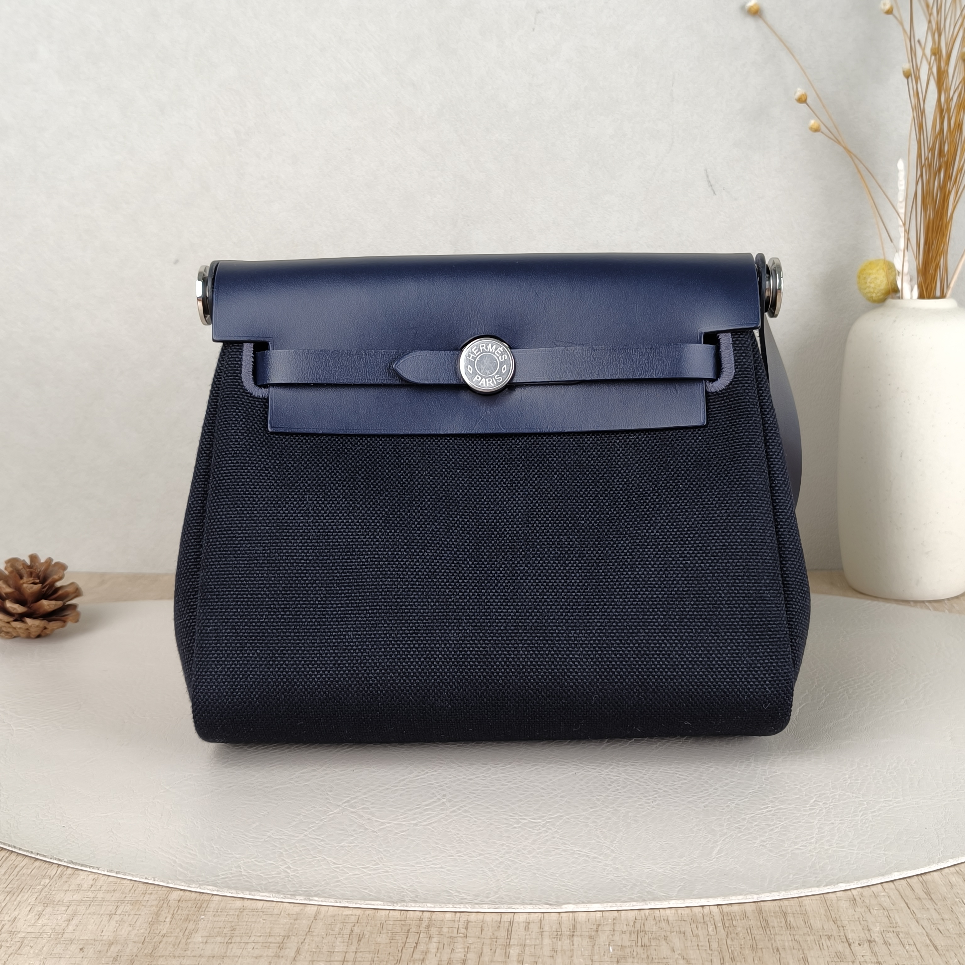 Hermès Crossbody Bag Herbag Zip 20Black Calfskin，Canvasmini20.5 × 7 × 16.5 cm