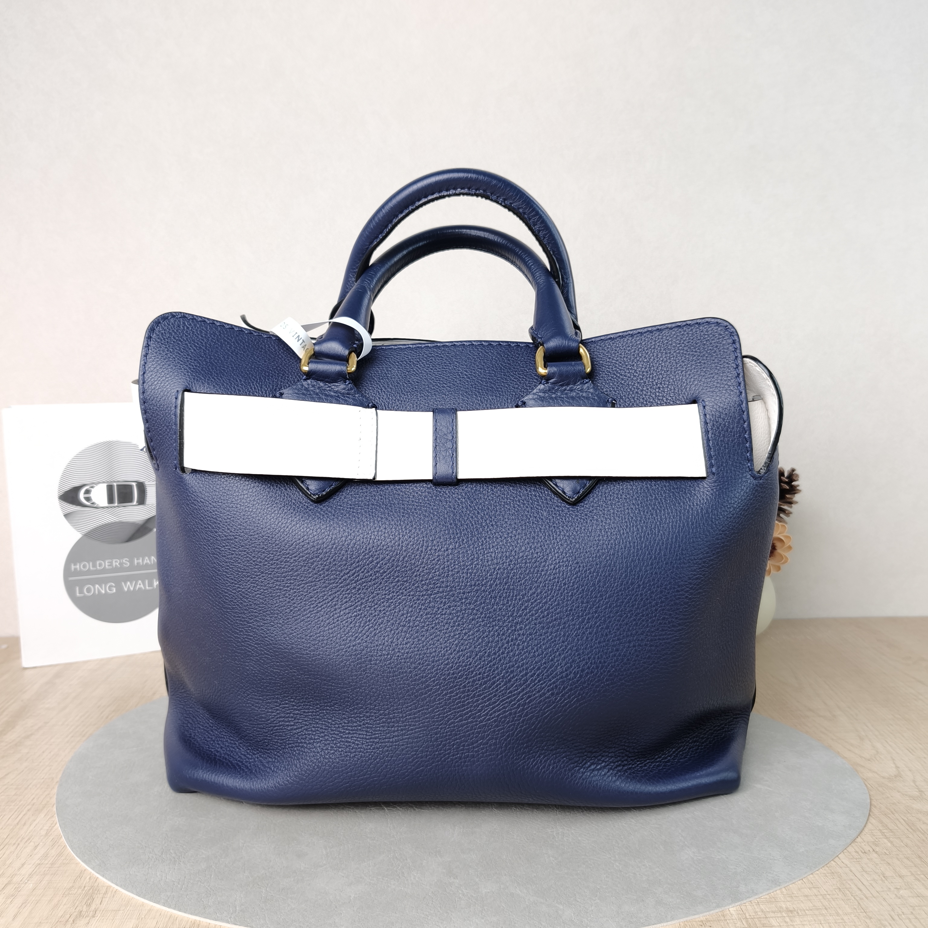 BURBERRY Top Handle Bag Tote Bag White Navy Calfskin One Size34 × 17 × 28 cm — cover view 2 of 6