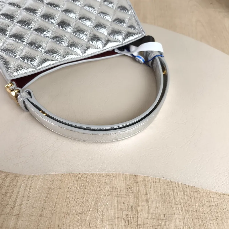 Chanel Shoulder Bag Silver Waxed Leather One Size 23 × 7 × 14 cm — detail view 7 of 12