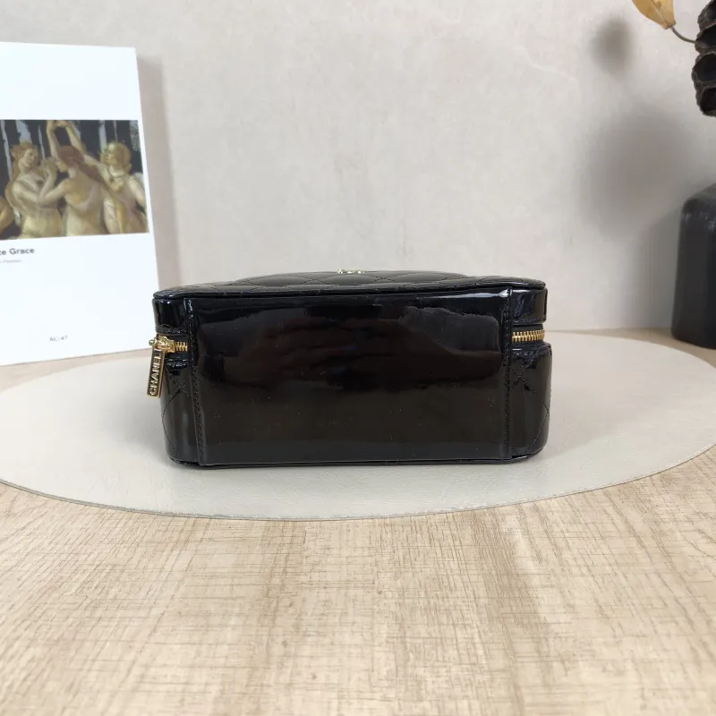 Chanel Crossbody Bag25b Black Patent Leathermini19.5 × 8.5 × 12 cm — cover view 4 of 6