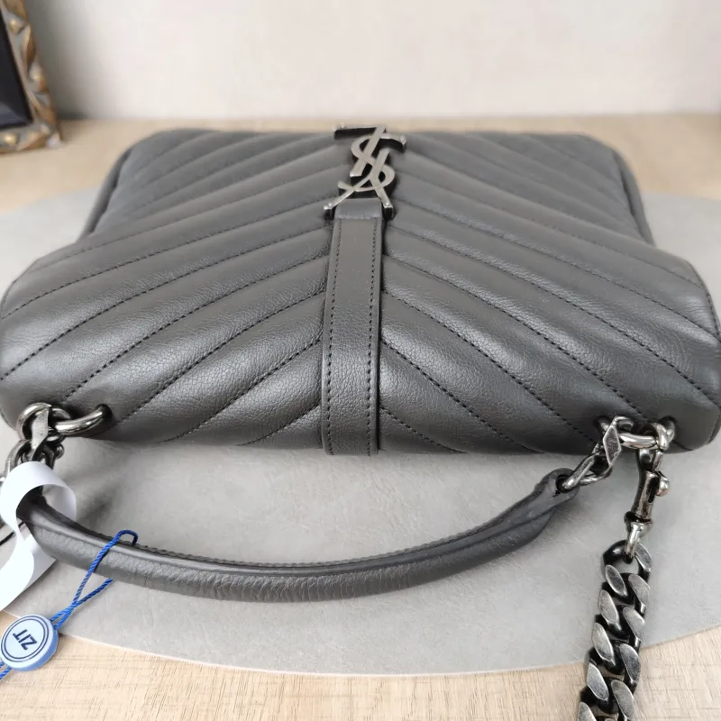 SAINT LAURENT Shoulder Bag COLLEGE Grey Calfskin24 × 6.5 × 17 cm — detail view 3 of 16