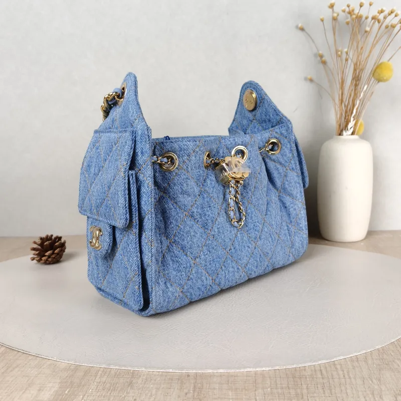 Chanel Crossbody Bag 25Bag Blue Mini 22 × 12.5 × 20 cm — cover view 2 of 6