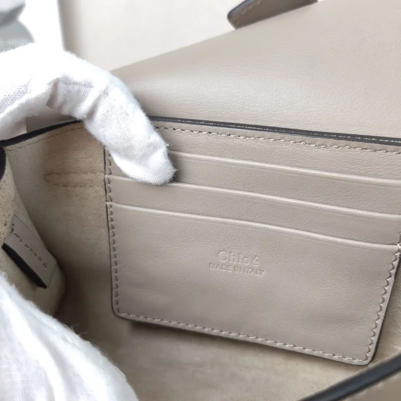 Chloé Shoulder Bagfaye Crossbody Bag Grey Calfskinmini18 × 3.5 × 10.5 cm — detail view 5 of 12