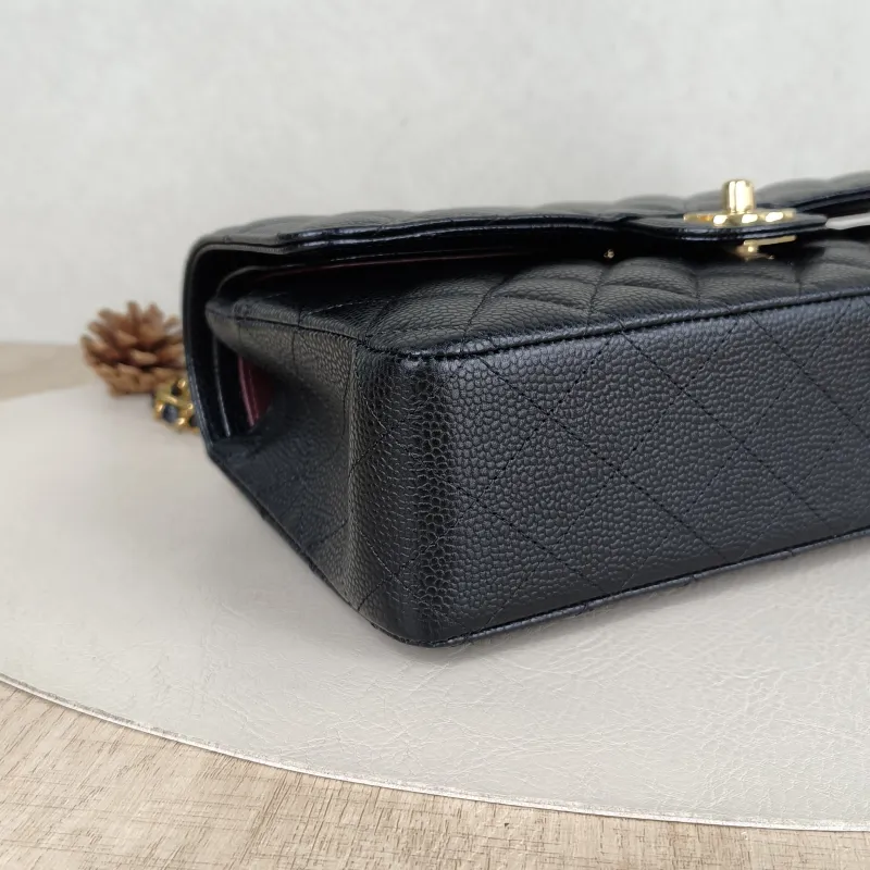 Chanel Crossbody Bag Classic Flap CF Black Grained Calfskin Medium 25.5 × 6.5 × 15.5 cm — detail view 14 of 15