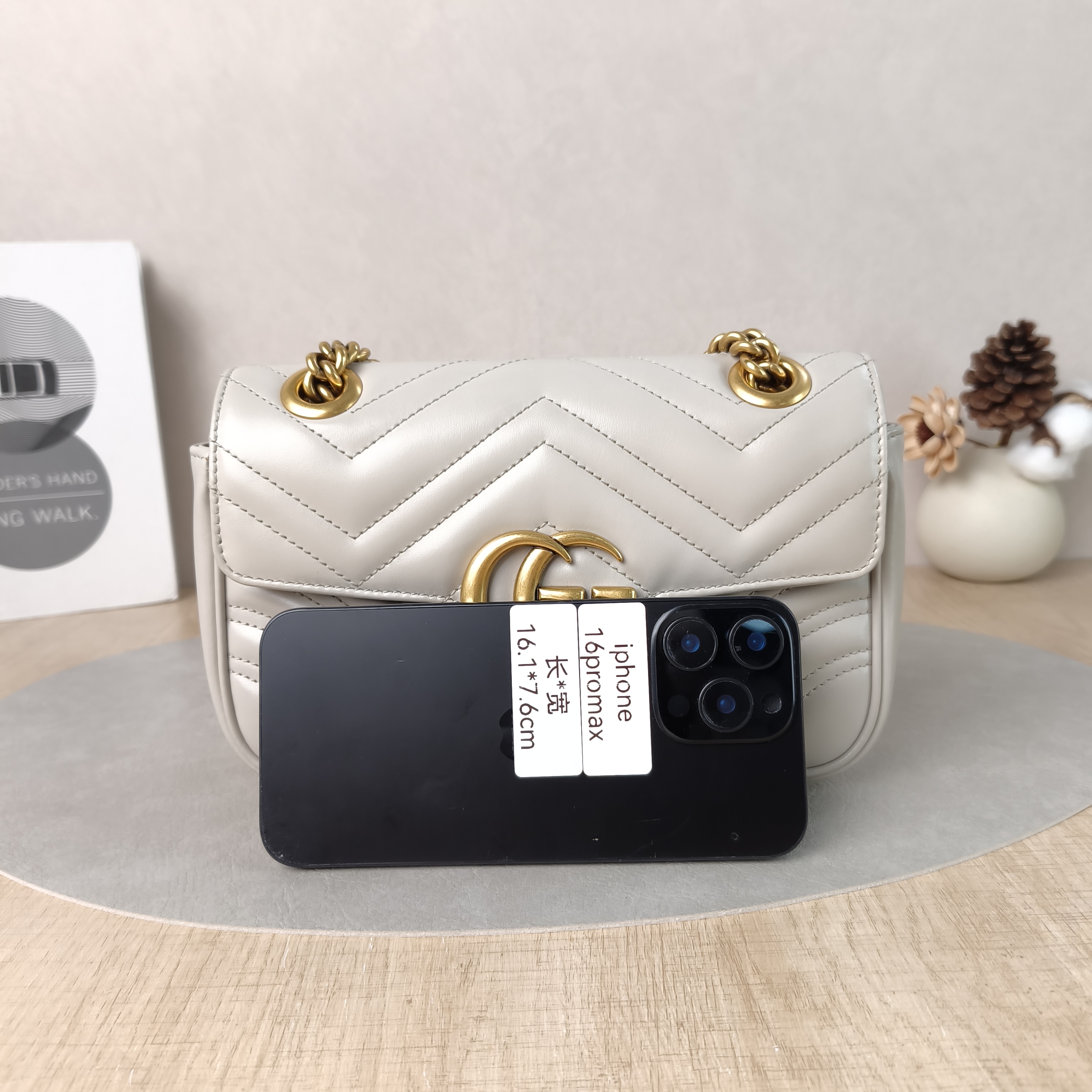 GUCCI Crossbody Bag GG Marmont Small Marmont 22Grey Calfskin Small22 × 6 × 13 cm — cover view 2 of 6