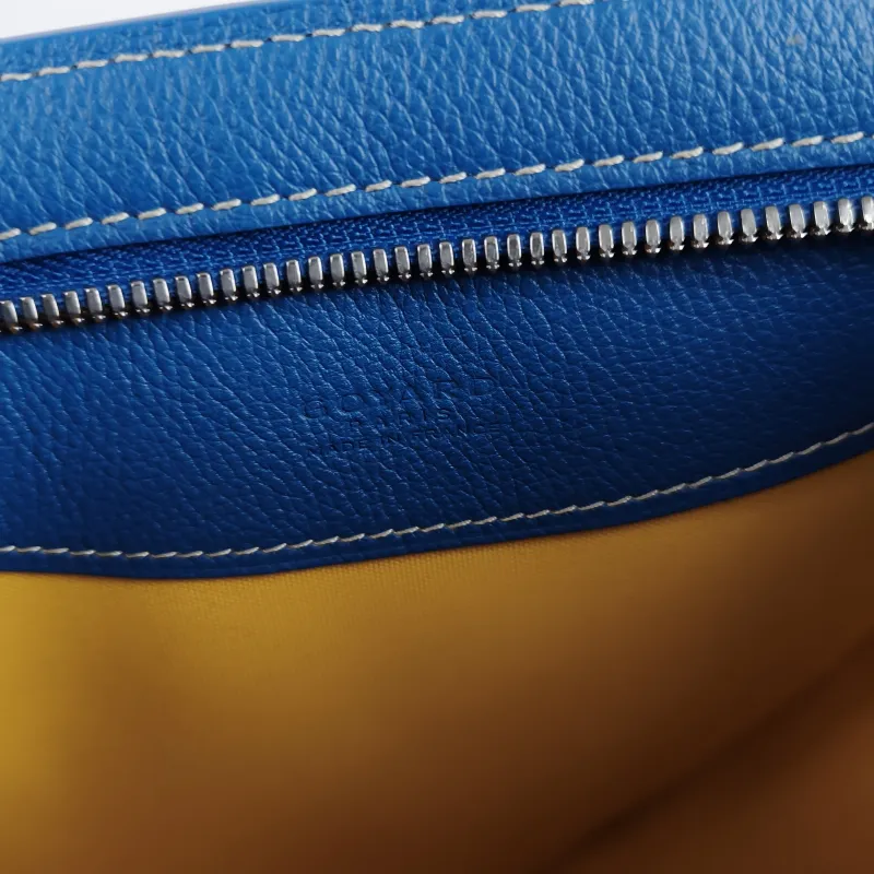 GOYARD Crossbody Bag Hirondelle Blue PVC One Size 25 × 6 × 17 cm — detail view 5 of 10