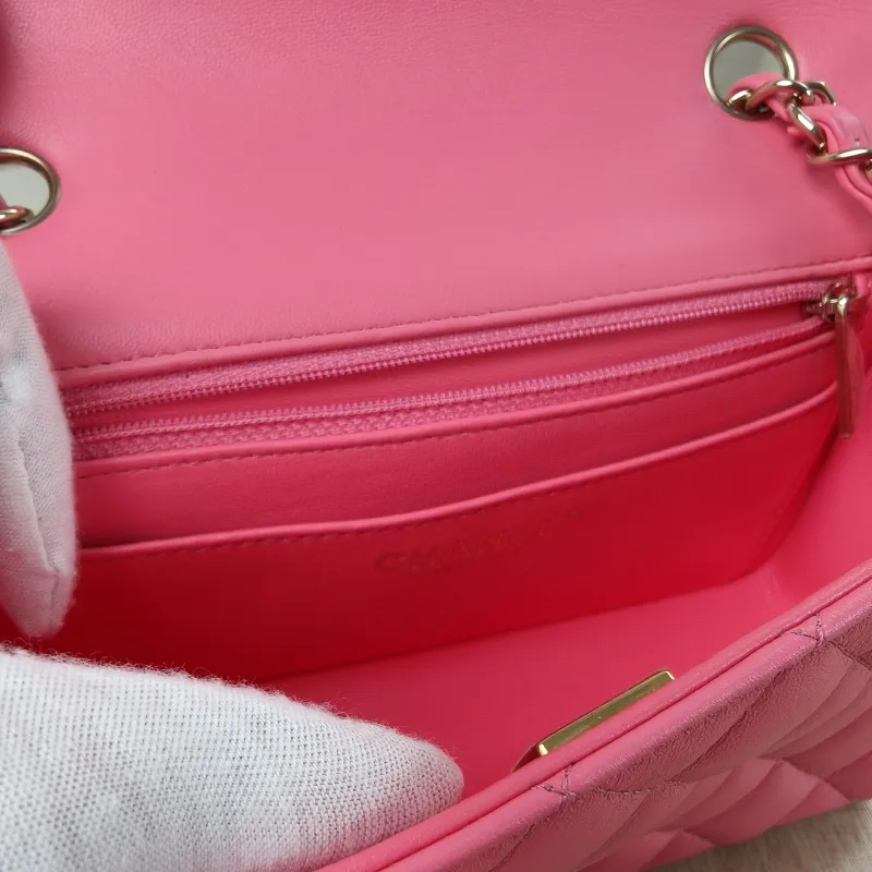 Chanel Crossbody Bag Classic Flap Large Mini CF Mini Pink Lambskin mini20 × 6 × 12 cm — detail view 7 of 13