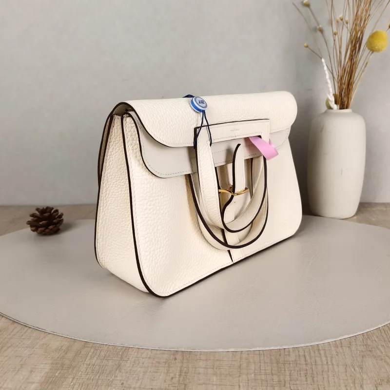 Hermès Shoulder Bag Halzan 25I2 TC Calfskin Small25 × 8 × 17 cm — cover view 6 of 6