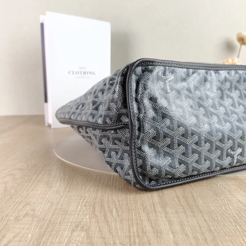 GOYARD Shoulder Bag SAINT LOUIS Shopping Tote Grey PVC Small 34 × 15 × 28 cm — detail view 1 of 10