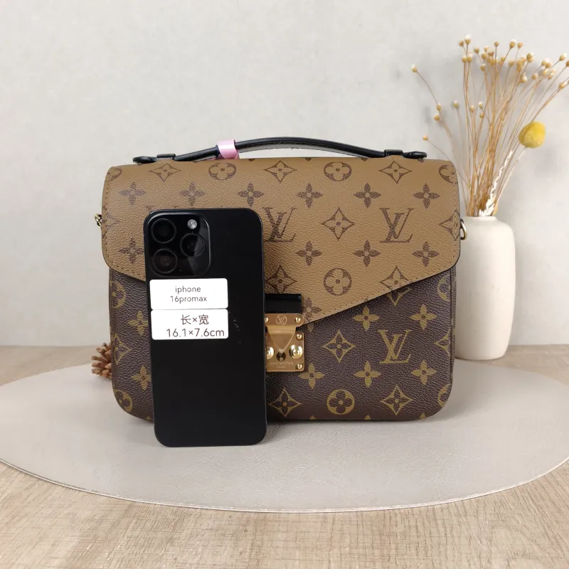 Louis Vuitton Crossbody Bag Pochette Métis Monogram Colorblock PVC Medium 25 × 7 × 19 cm — cover view 3 of 5