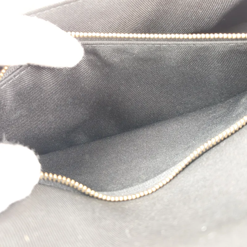 Louis Vuitton Crossbody Bag Diane Baguette Bag Shoulder Strap PVC Small 24 × 9 × 15 cm — detail view 6 of 15
