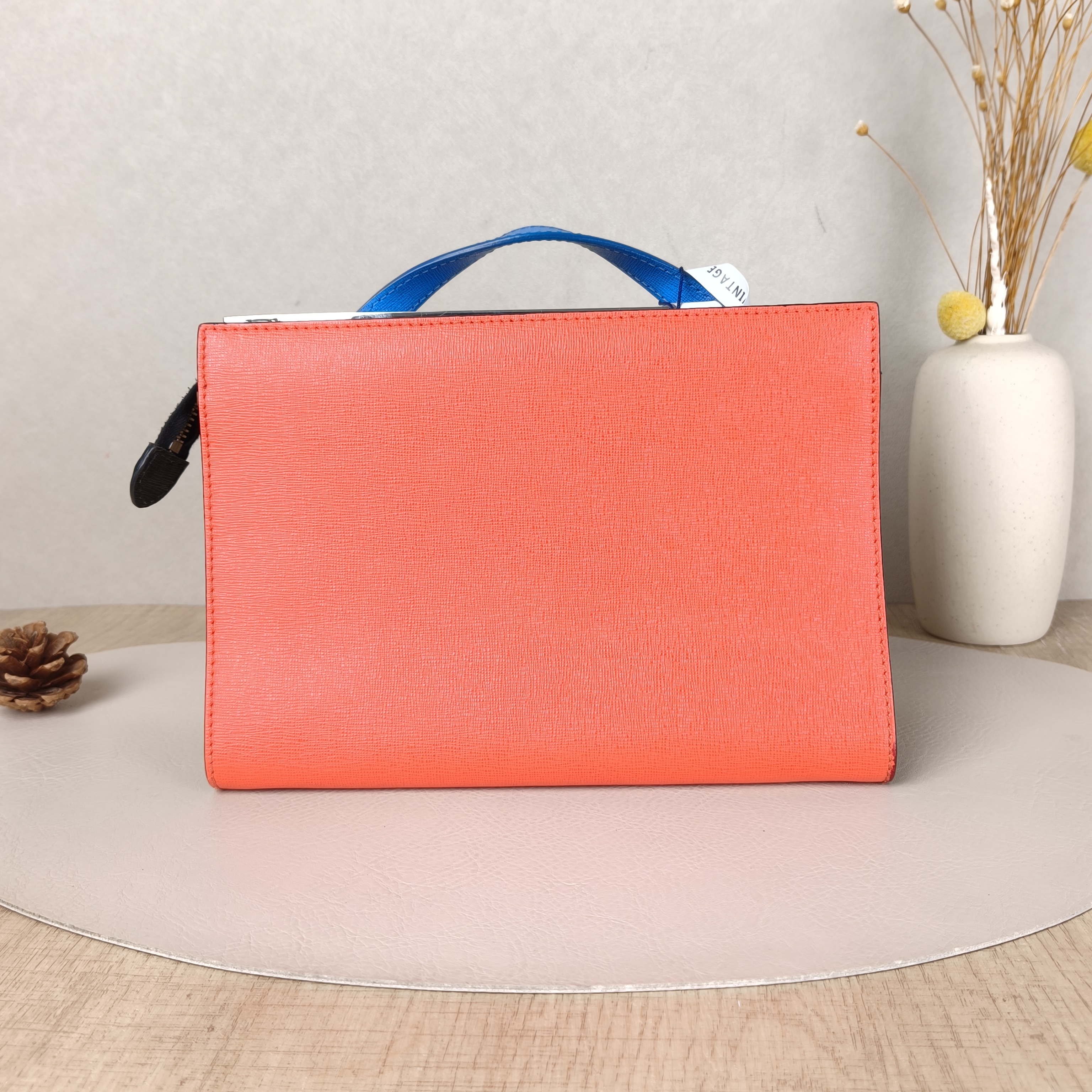 FENDI Crossbody Bag Crossbody Bag Red Calfskin One Size23 × 9 × 17 cm — cover view 3 of 5