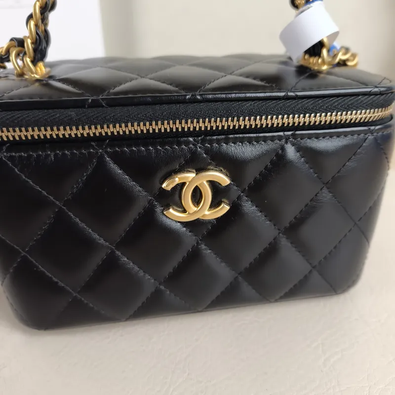 Chanel Crossbody Bag Edition Woven Black Calfskin Mini 16 × 8 × 9.5 cm — detail view 11 of 12