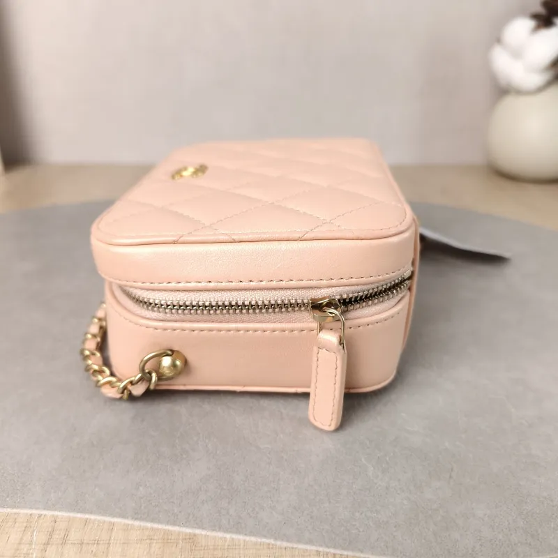 Chanel Crossbody Bag Camera Bag Pink Lambskin One Size 14.5 × 6 × 10.5 cm 31 — detail view 11 of 11