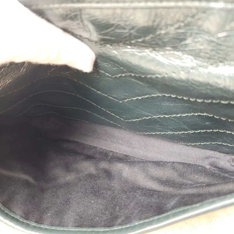 SAINT LAURENT Crossbody Bag Niki Green Waxed Leather Medium 28 × 8.5 × 20 cm — detail view 3 of 15