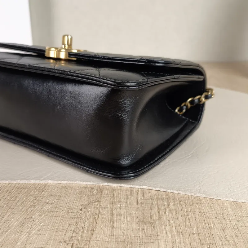 Chanel Crossbody Bag Black Calfskin Small 19 × 8 × 12 cm — detail view 11 of 12
