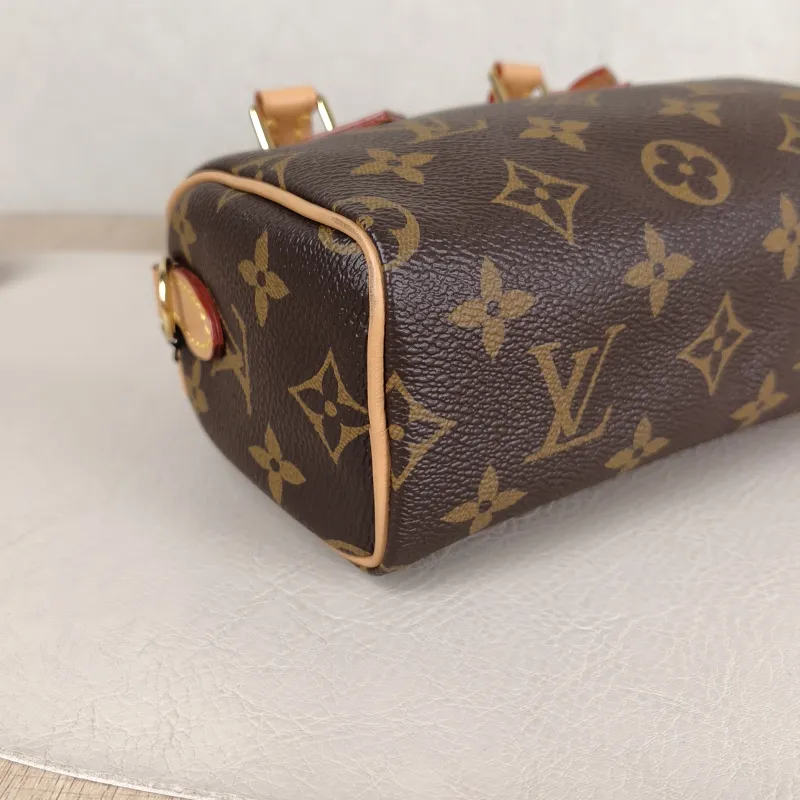 Louis Vuitton Crossbody Bag Speedy Nano Shoulder Strap PVC nano 16 × 7.5 × 10 cm — detail view 3 of 12
