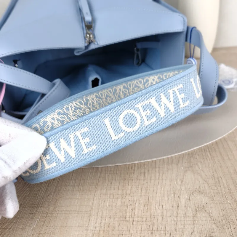 LOEWE Shoulder Bag Hammock Blue Calfskin Small 20 × 14.5 × 21 cm — detail view 8 of 9