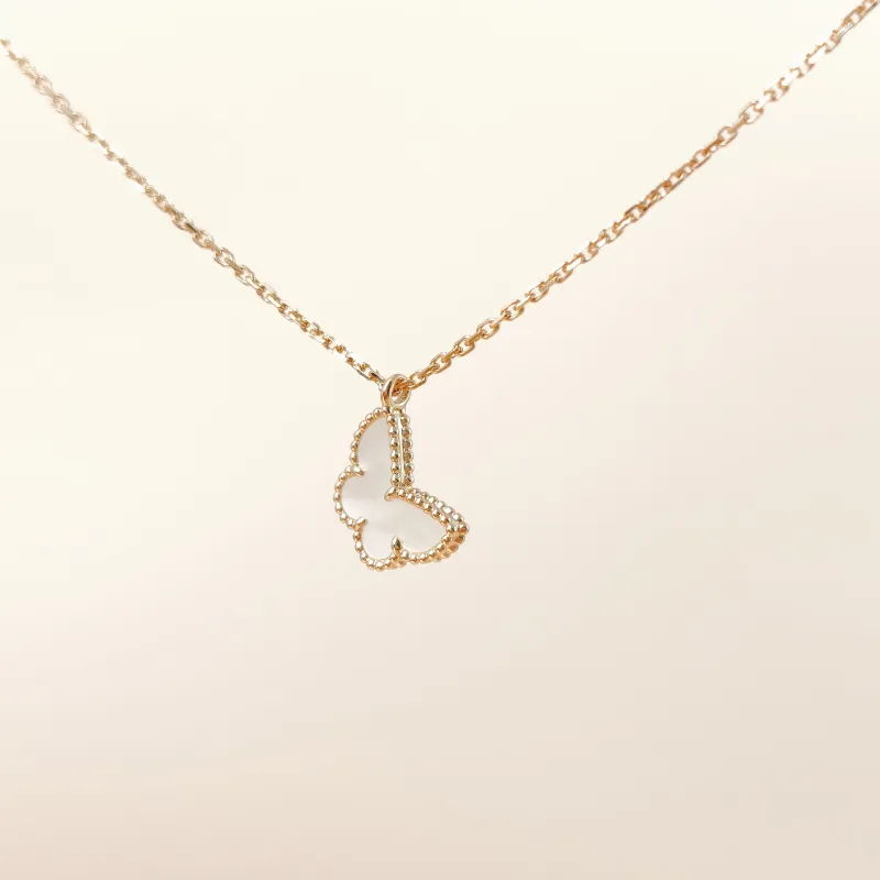 Van Cleef & Arpels Necklace Lucky Alhambra Necklace Pearl · White Mother-of-Pearl18KY ellow Gold One Size39cm — cover view 5 of 11